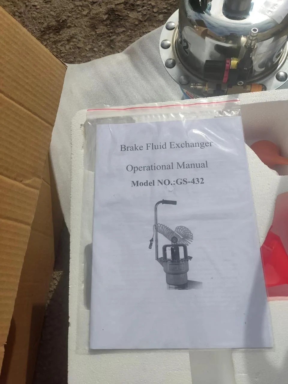 Аппарат по замене тормозной жидкости GS-432, Уценка, код: 171225-0002