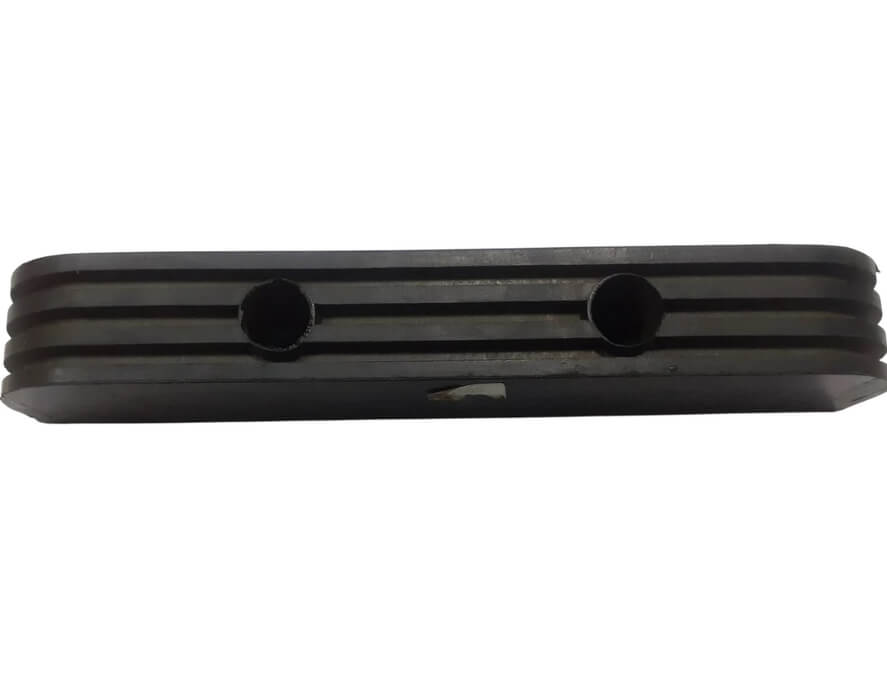 Резиновая защита на стойку подъемника силлан