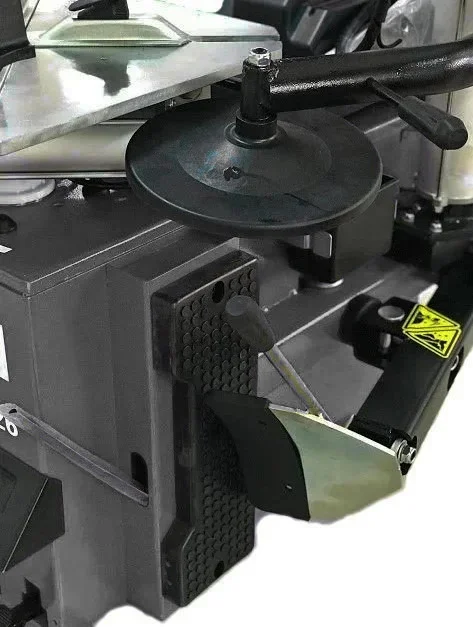 Шиномонтажный станок PL-1226IT. 380V