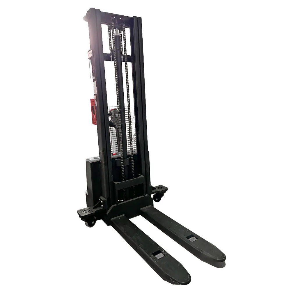 Штабелер электрический самоходный РИГА 1500кг*3500м