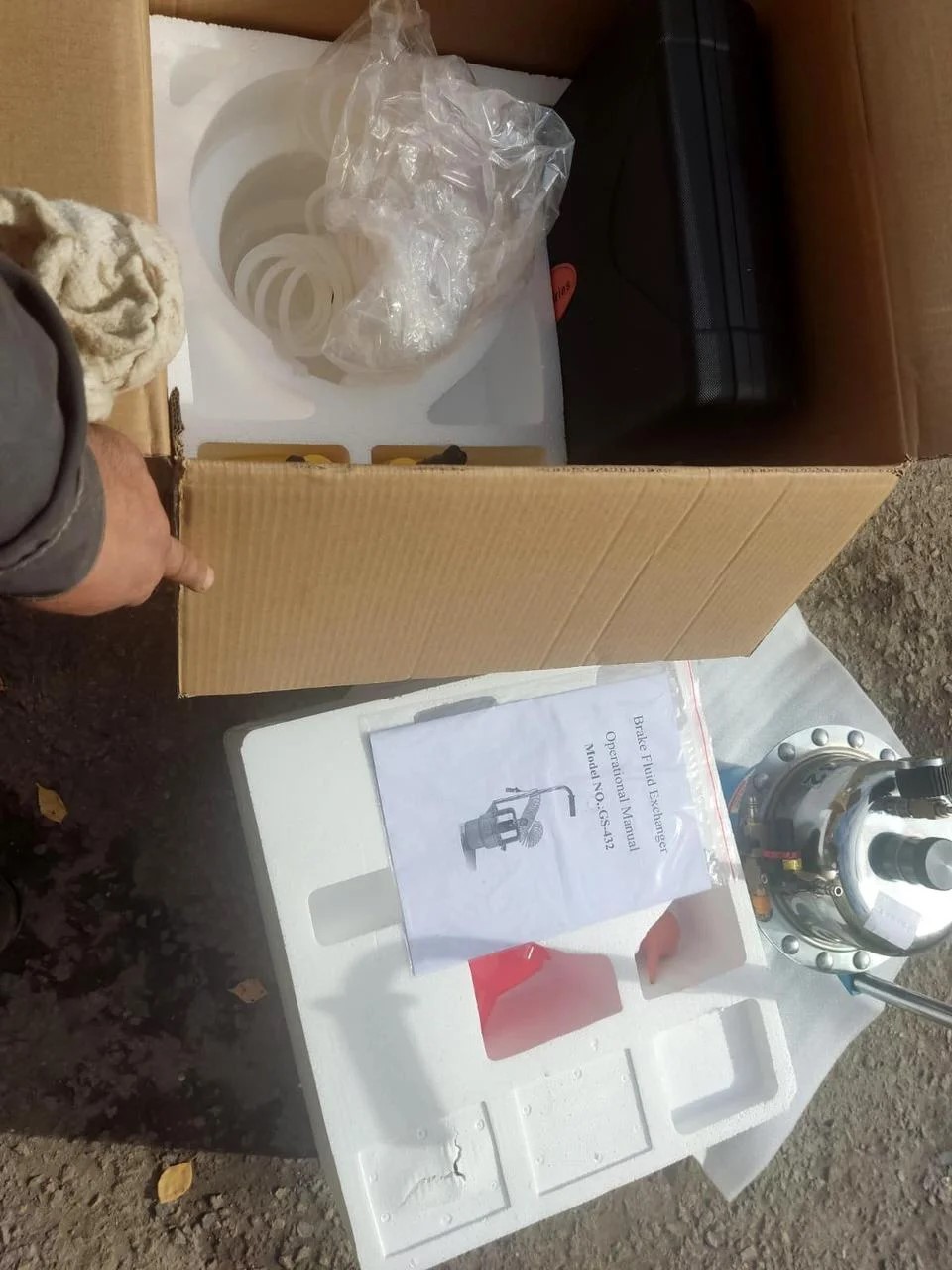 Аппарат по замене тормозной жидкости GS-432, Уценка, код: 171225-0002