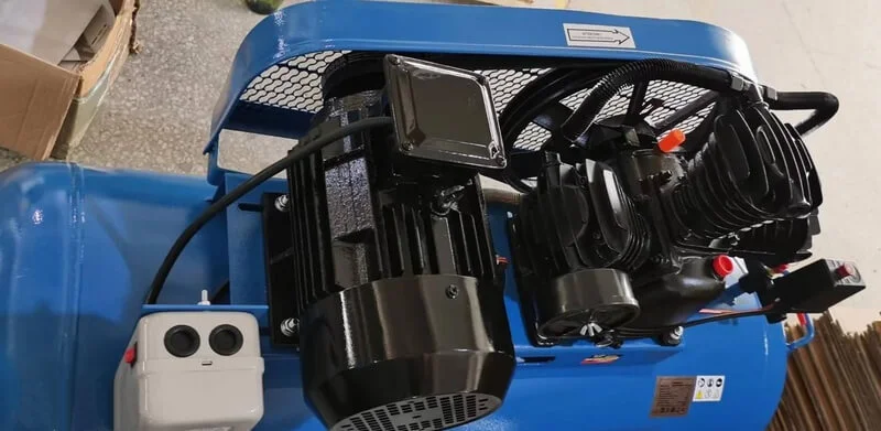 Компрессор воздушный 3065-200 380V-4.0HP, фото двигателя