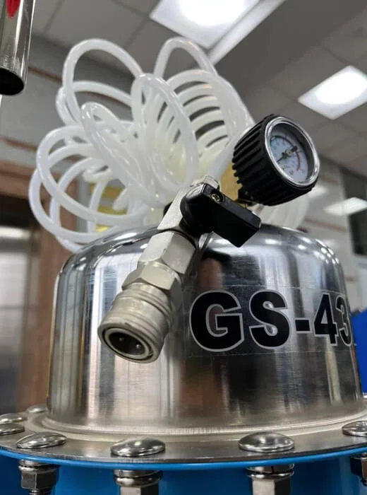 Аппарат по замене тормозной жидкости GS-432 крышка