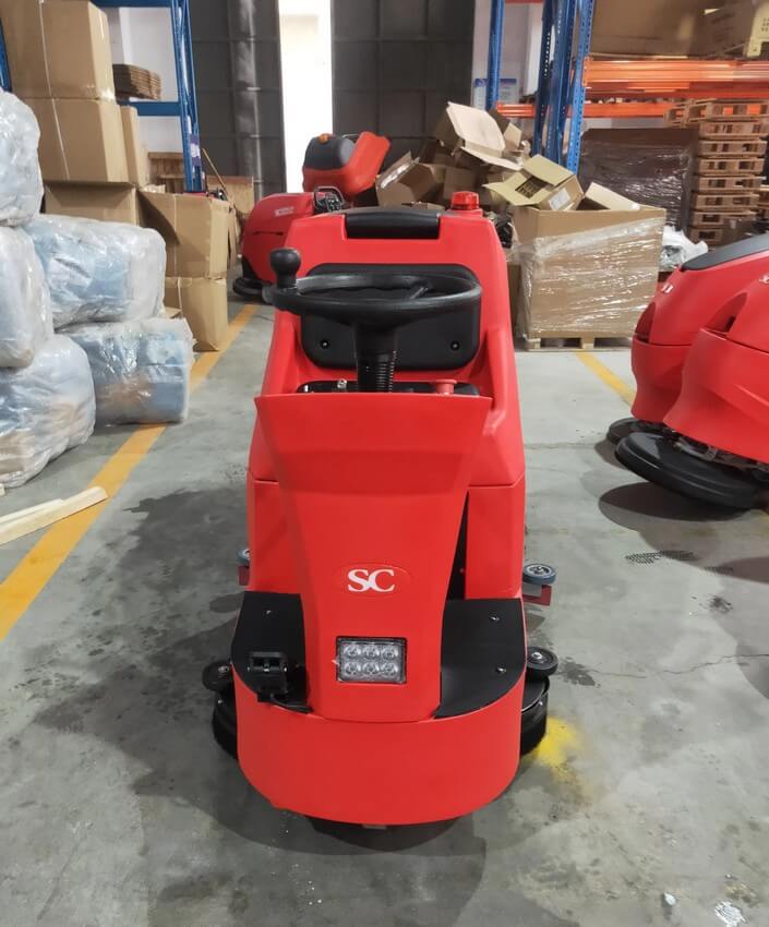 Самоходная поломоечная машина Shelby Clean SC90R фото 2