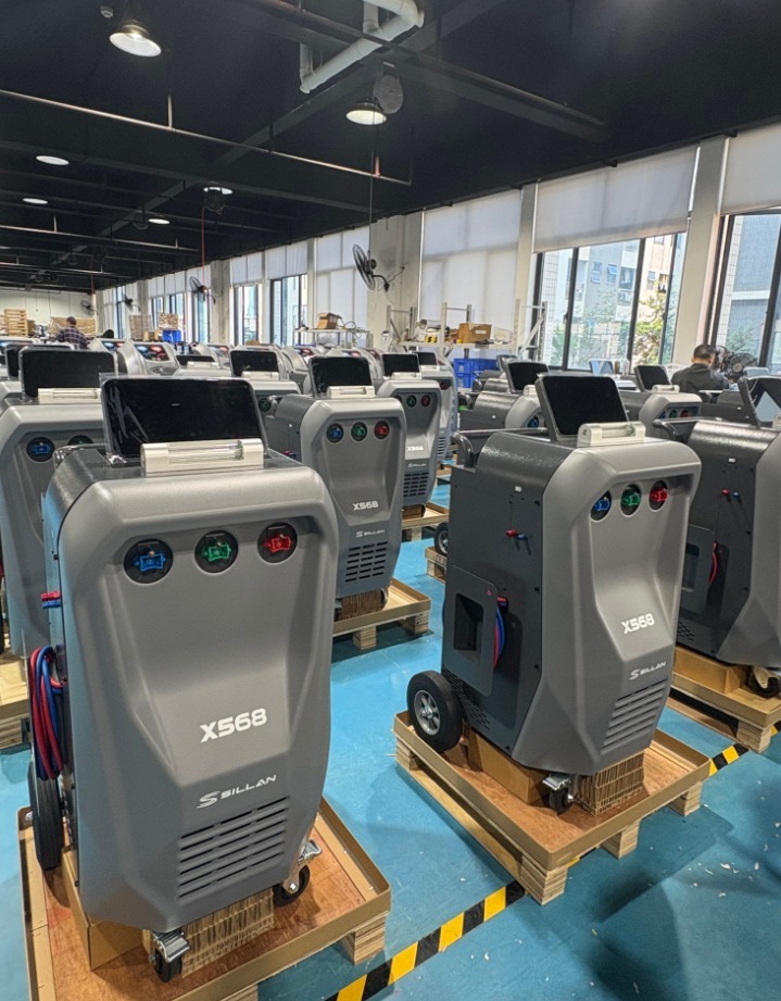 Установка для заправки автокондиционеров Sillan X568