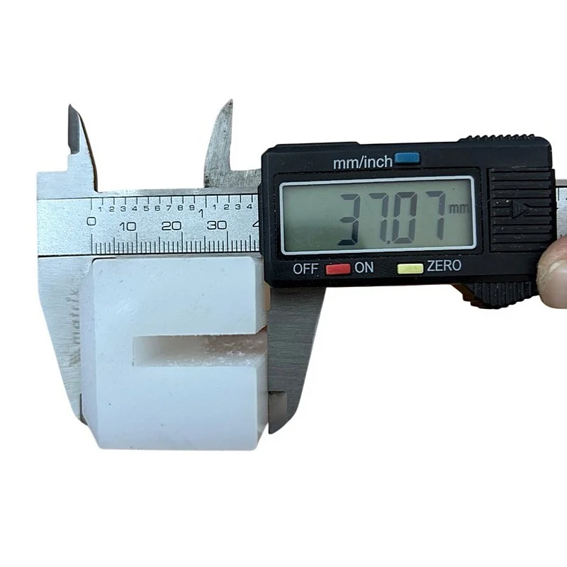 Блок пластиковый для PL-4.0-2E