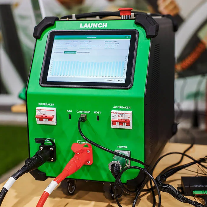 Устройство зарядки и разрядки модуля Launch EVP711