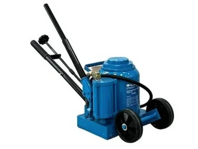 Подготовка домкрата к заливке масла