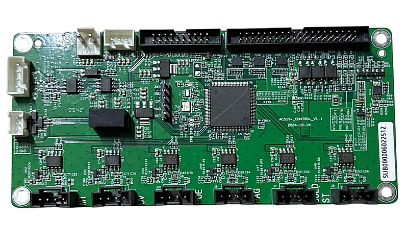 Внешний вид панели управления AC519+