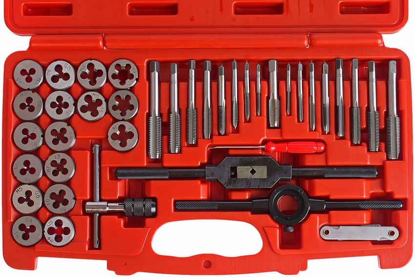 Набор метчиков и плашек (в кейсе) 40 предметов JTC/1/10 JTC-3432A