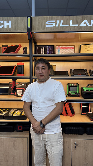 Азамат Кожахметов